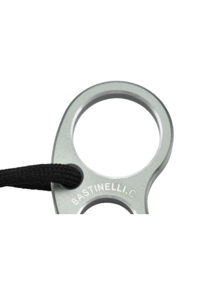 Max Knives MKB4G - Bastinelli poing américain décapsuleur
