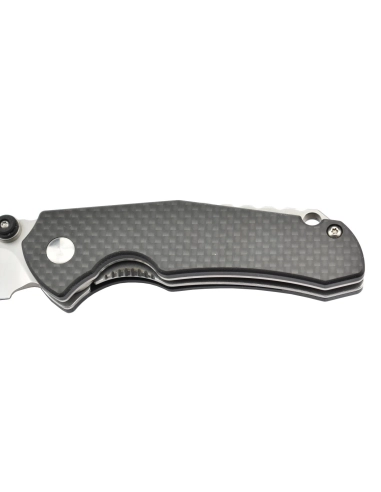 Ruike P671CB Noir Couteau de poche lame acier 14C28N manche G10 et fibre de carbone