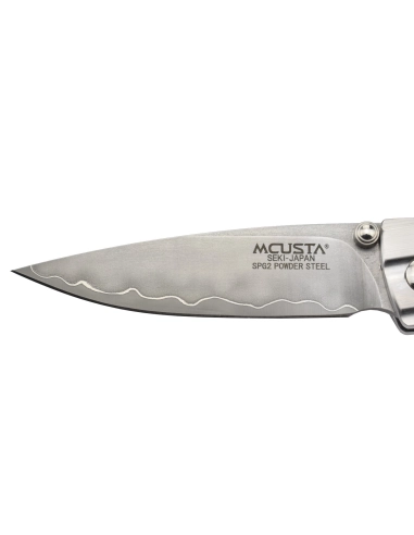 Mcusta MC-142G Manche Pakka noir lame acier SPG2