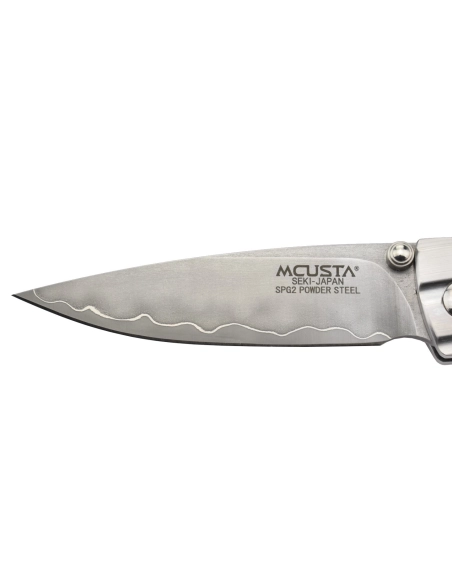 Mcusta MC-142G Manche Pakka noir lame acier SPG2